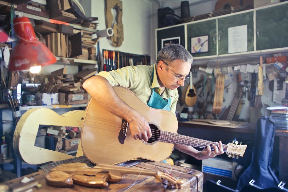 Acoustic Tonewoods & Resonance vs Alternatives : My Honest Hands-On Comparison